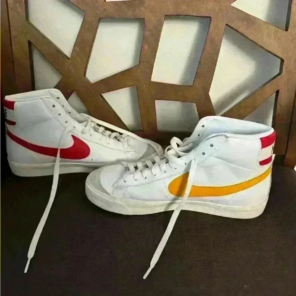 Nike Blazers | Size 10| Red,yellow,green,purple used like a new - Picture 8 of 10